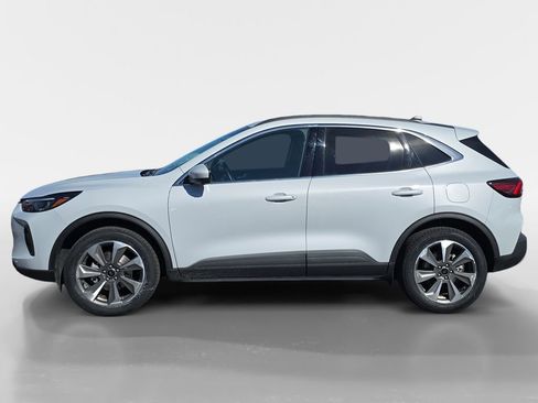 Used 2025 Ford Escape Platinum w/ Premium Technology Package image 2