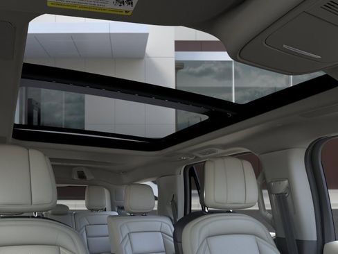 New 2026 Lincoln Navigator Reserve AWD/4WD image 22