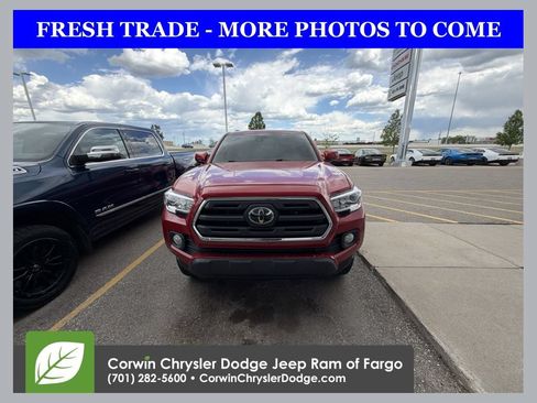 Used 2019 Toyota Tacoma SR5 RWD image 1