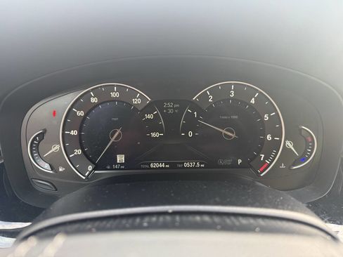 Used 2019 BMW 530i xDrive image 39