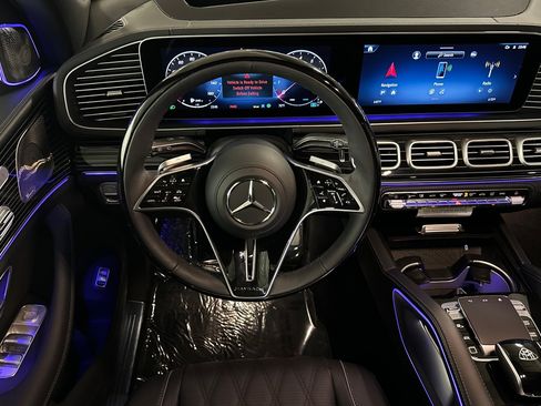 New 2026 Mercedes-Benz Maybach GLS 600 4MATIC image 13