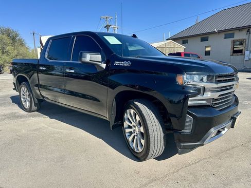 Used 2019 Chevrolet Silverado 1500 High Country w/ Technology Package image 8