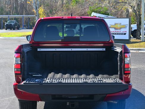 Used 2024 Nissan Frontier SL w/ Technology Package image 31