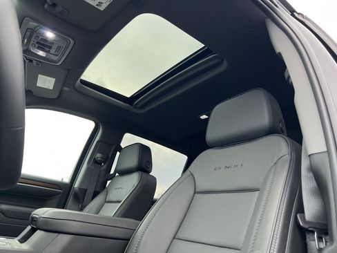 New 2026 GMC Sierra 1500 Denali w/ Denali Reserve Package image 44