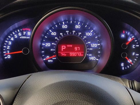 Used 2017 Kia Soul FWD image 23