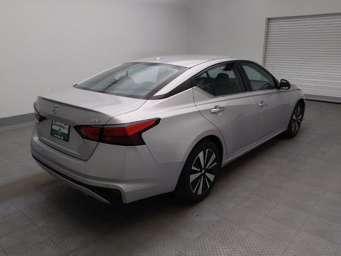 Used 2021 Nissan Altima 2.5 SV FWD image 10