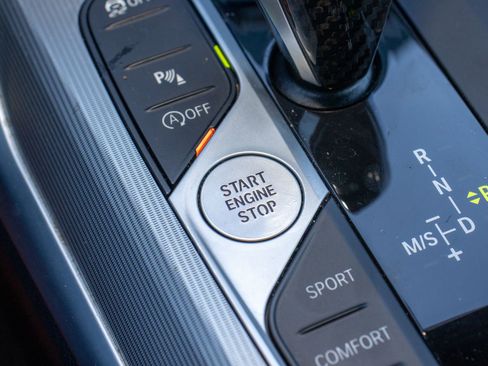 Used 2022 BMW 430i Coupe w/ M Sport Package image 28