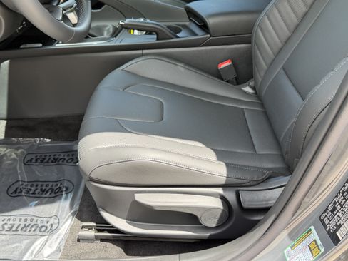 New 2026 Hyundai Elantra SEL Sport FWD image 19