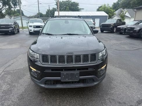 Used 2019 Jeep Compass Latitude FWD image 8
