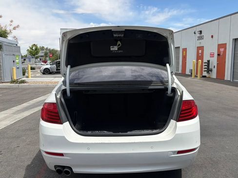 Used 2016 BMW 528i Sedan RWD image 12