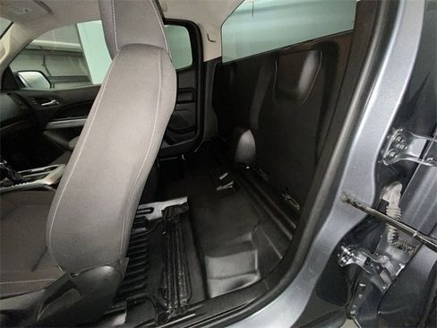 Used 2022 Chevrolet Colorado LT w/ Fleet Safety Package image 22