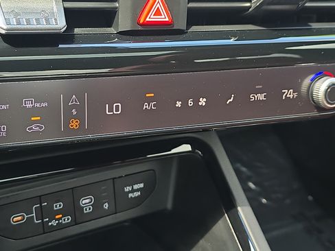 Used 2025 Kia K5 GT-Line w/ GT-Line Premium Package FWD image 22