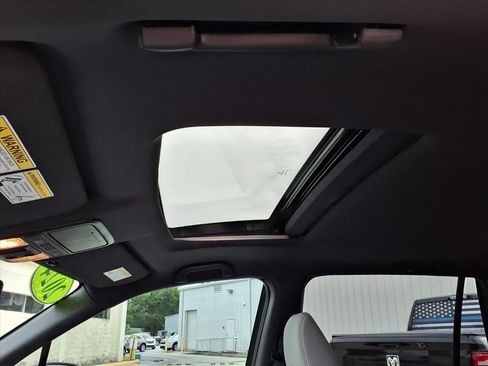 Used 2024 Honda Passport EX-L image 23