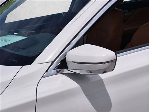 Used 2022 BMW 740i w/ Premium Package RWD image 14