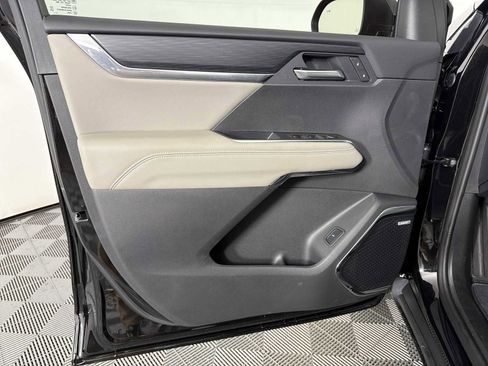 New 2026 GMC Acadia Elevation w/ Elevation Premium Package image 16