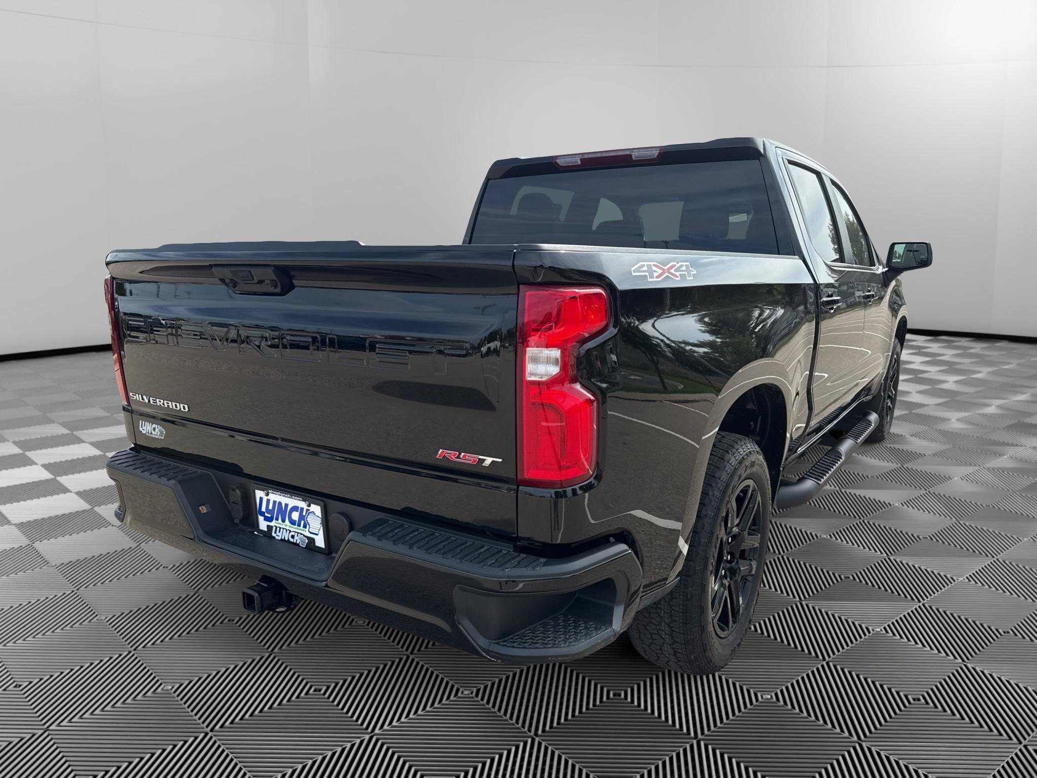 New 2026 Chevrolet Silverado 1500 RST w/ RST Select Package AWD/4WD image 4
