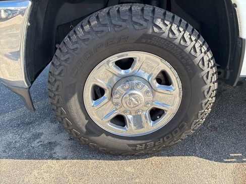 Used 2022 RAM 2500 Big Horn w/ Snow Chief Group image 10