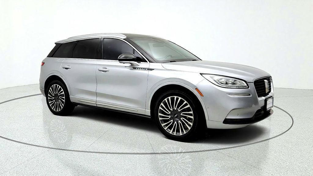 Used 2021 Lincoln Corsair Reserve w/ Equipment Group 201A AWD/4WD image 3