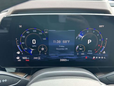 Used 2025 Chevrolet Tahoe High Country image 27