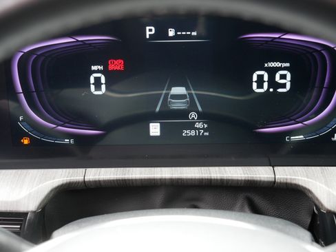 Certified 2024 Kia Telluride EX w/ EX Captain's Chair Package image 21