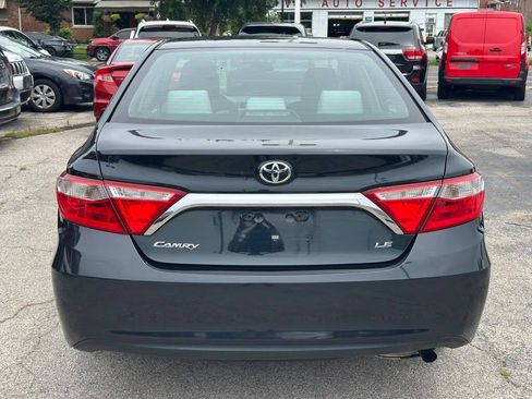 Used 2015 Toyota Camry LE FWD image 7
