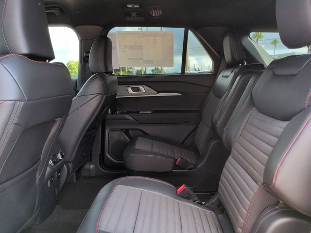New 2027 Ford Explorer ST-Line w/ Premium Package RWD image 17