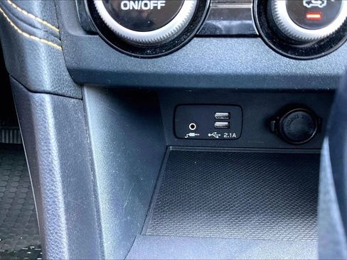 Used 2021 Subaru Crosstrek 2.5i Sport AWD/4WD image 21