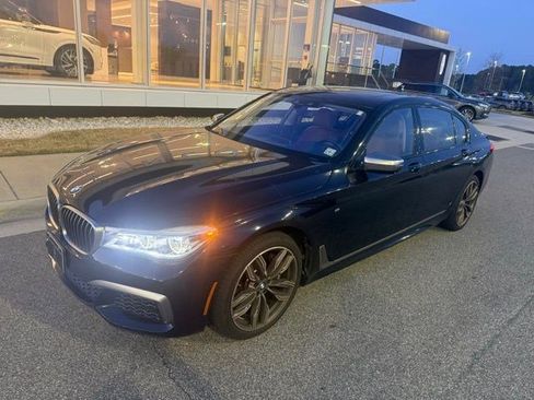 Used 2017 BMW M760i xDrive image 2