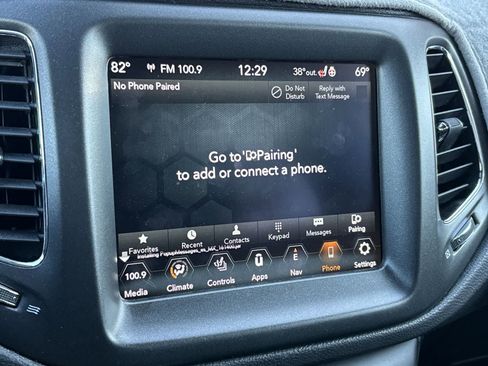 Used 2021 Jeep Compass Trailhawk w/ Sun and Sound Group image 17