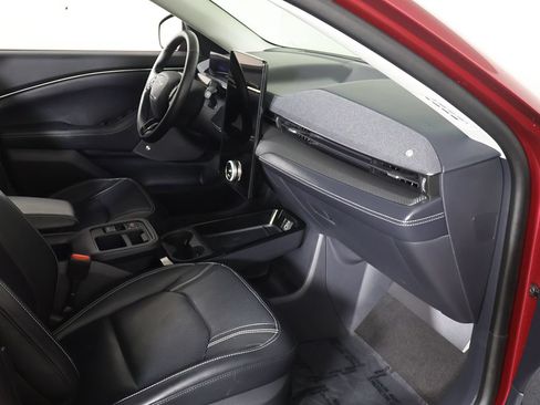 Used 2025 Ford Mustang Mach-E Premium AWD/4WD image 26