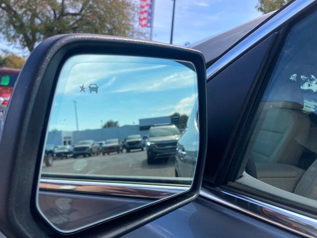 Certified 2023 GMC Acadia Denali AWD/4WD image 19