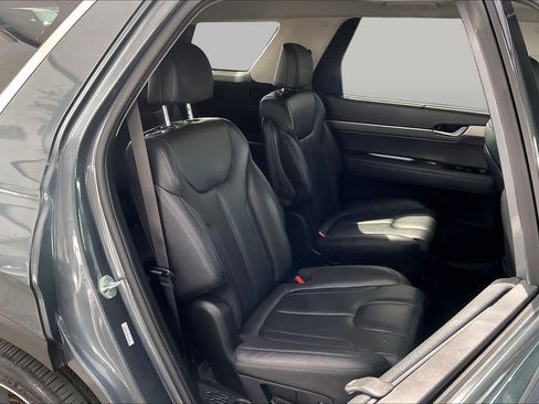 Used 2022 Hyundai Palisade SEL w/ Premium Package FWD image 19