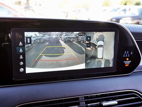Certified 2022 Hyundai Palisade Limited w/ Cargo Package FWD image 29