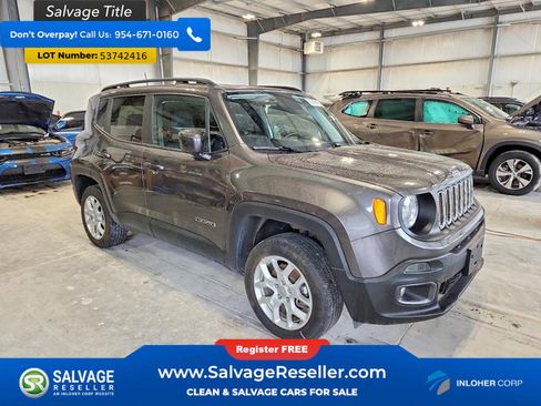 Used 2018 Jeep Renegade Latitude w/ Cold Weather Group AWD/4WD image 5
