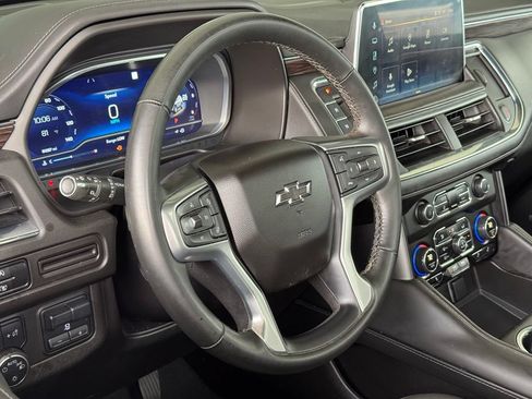 Used 2023 Chevrolet Suburban Z71 w/ Luxury Package AWD/4WD image 21