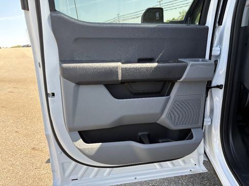 New 2026 Ford F350 XL w/ XL Chrome Package AWD/4WD image 16