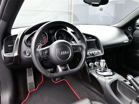 Used 2014 Audi R8 V10 image 4