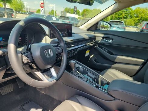 Certified 2025 Honda Accord Touring image 13