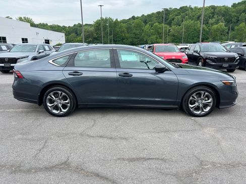 Used 2024 Honda Accord EX image 6