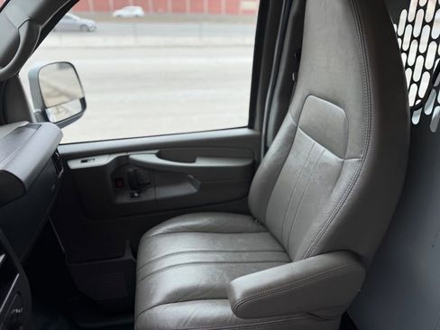 Used 2014 Chevrolet Express 1500 image 16