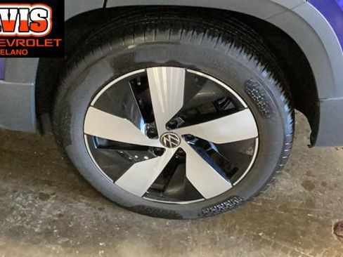 Used 2024 Volkswagen Taos S AWD/4WD image 12