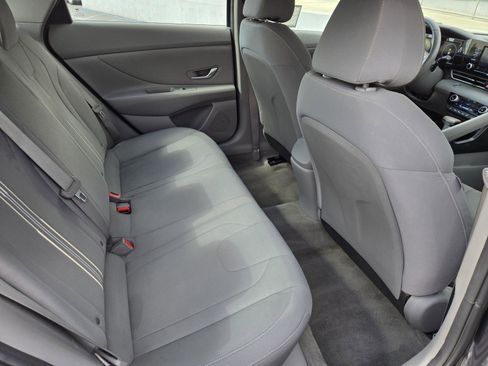 Used 2021 Hyundai Elantra SEL w/ Convenience Package image 26