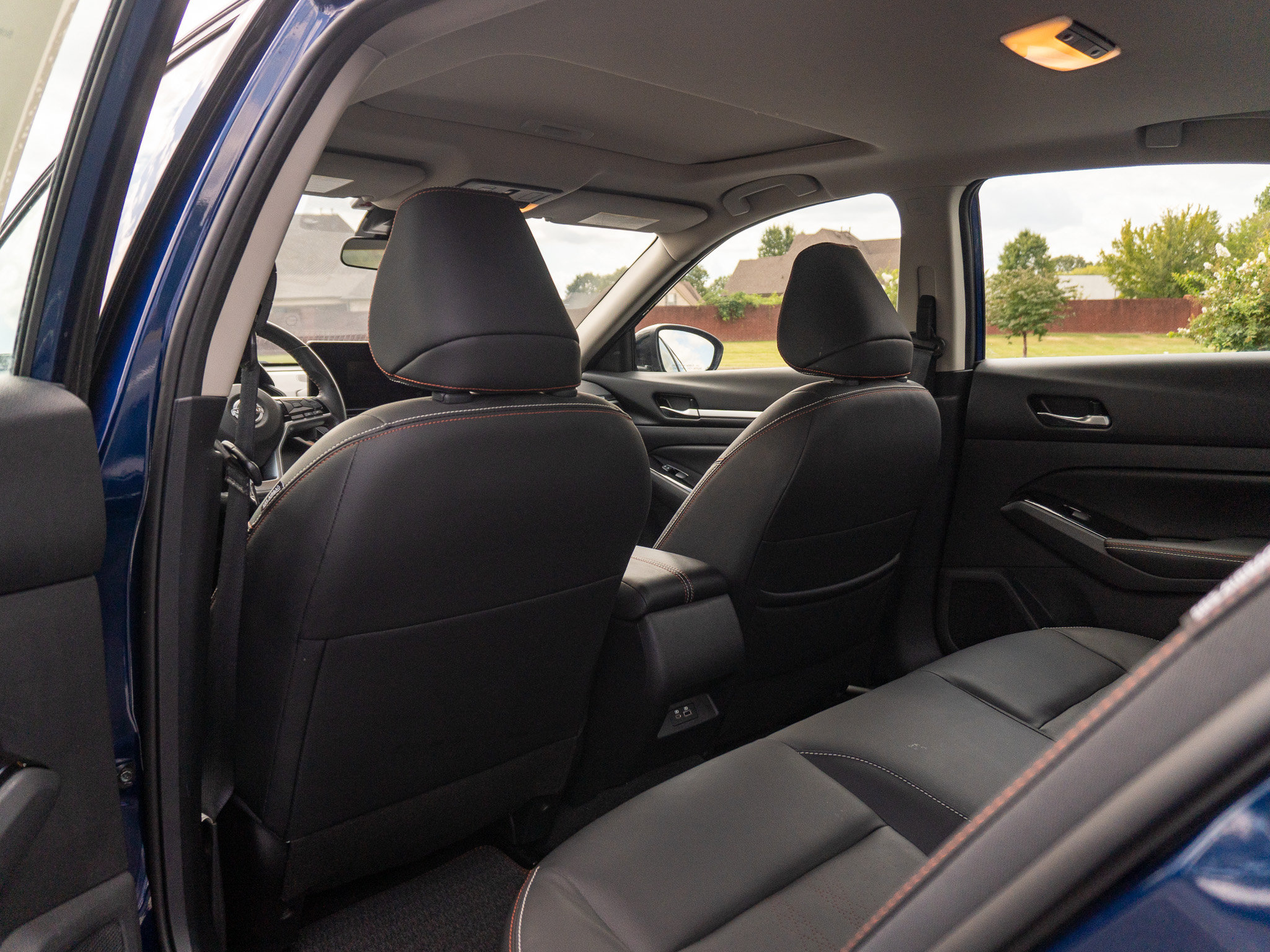Used 2024 Nissan Altima 2.5 SR w/ SR Premium Package FWD image 13