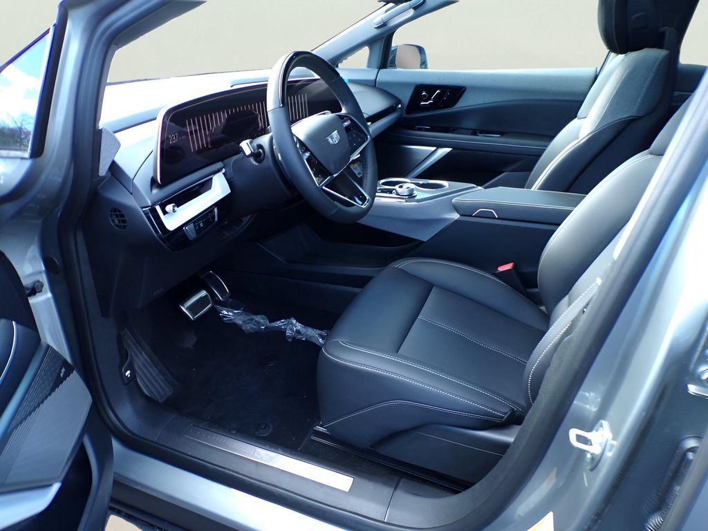 New 2026 Cadillac Optiq Luxury 1 AWD/4WD image 10