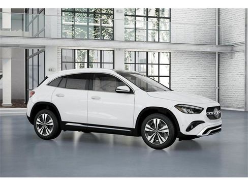 New 2026 Mercedes-Benz GLA 250 4MATIC image 13