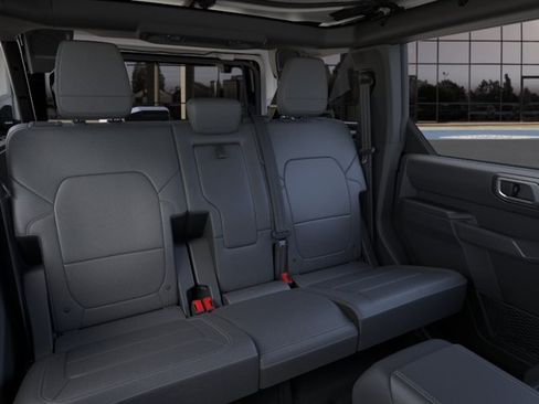 New 2026 Ford Bronco Outer Banks w/ Sasquatch Package AWD/4WD image 11