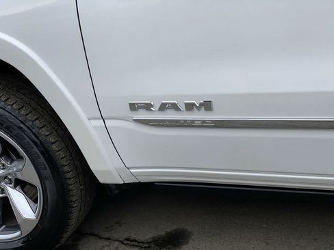 Used 2021 RAM 1500 Limited AWD/4WD image 10