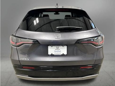 Certified 2024 Honda HR-V EX-L image 5