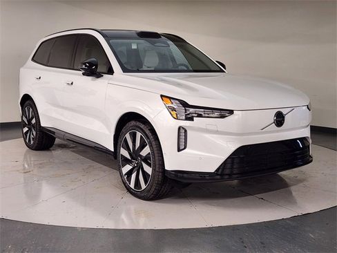 New 2025 Volvo EX90 Ultra image 7