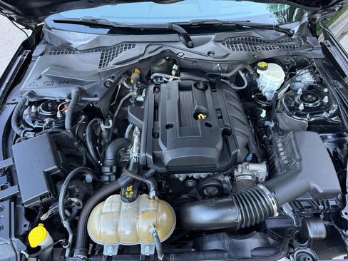 Used 2015 Ford Mustang Coupe image 21